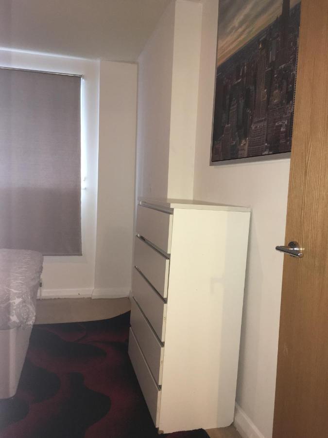 1 Bed Apt Near Canary Wharf London City Centre Екстер'єр фото